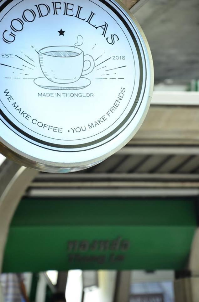 Goodfellas Thong Lo Hostel #Check In Time Needed# Banguecoque Exterior foto