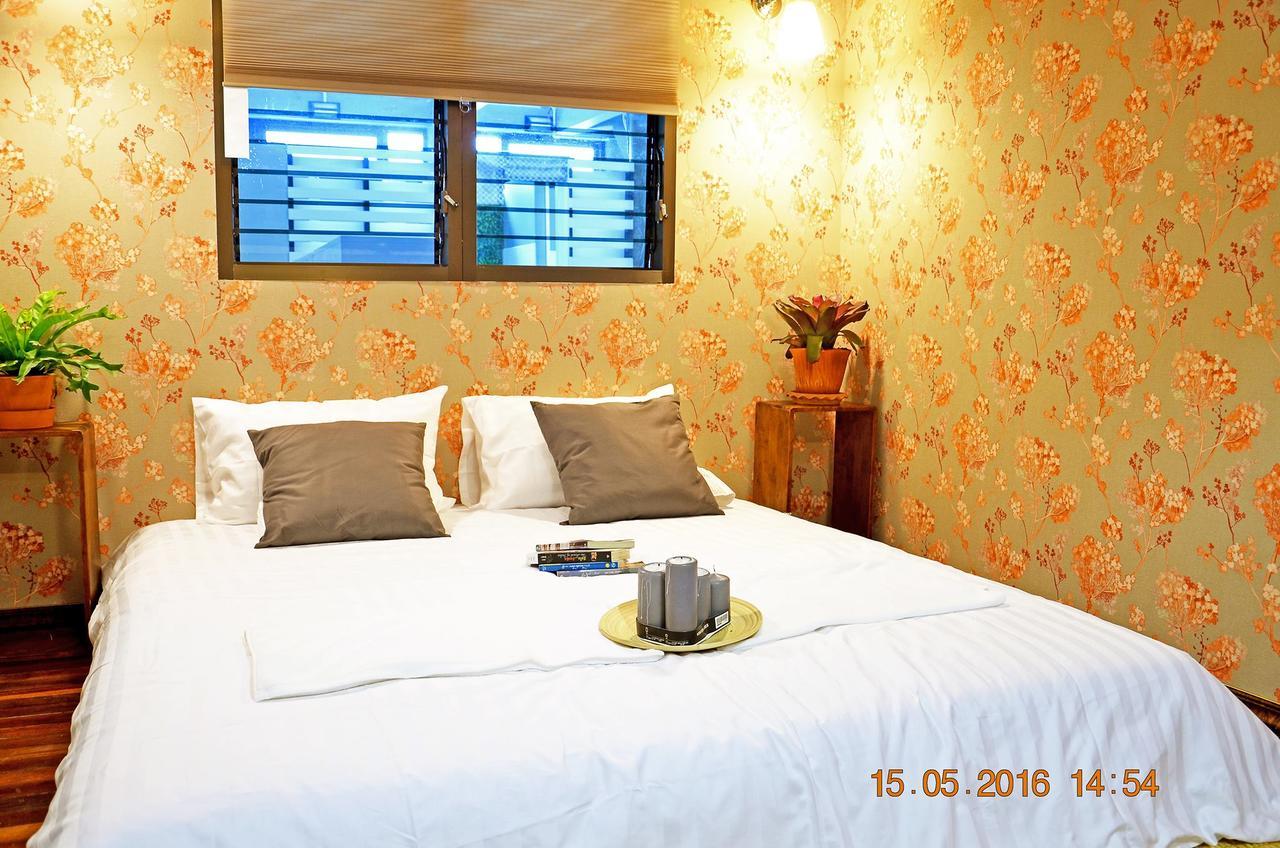 Goodfellas Thong Lo Hostel #Check In Time Needed# Banguecoque Exterior foto