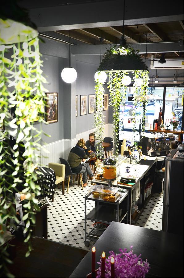 Goodfellas Thong Lo Hostel #Check In Time Needed# Banguecoque Exterior foto