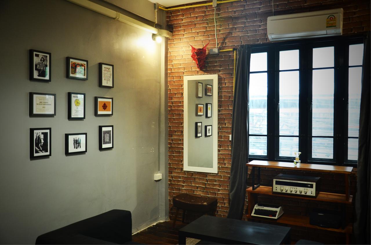 Goodfellas Thong Lo Hostel #Check In Time Needed# Banguecoque Exterior foto
